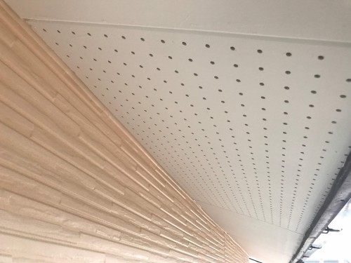 ケイカル板の軒天